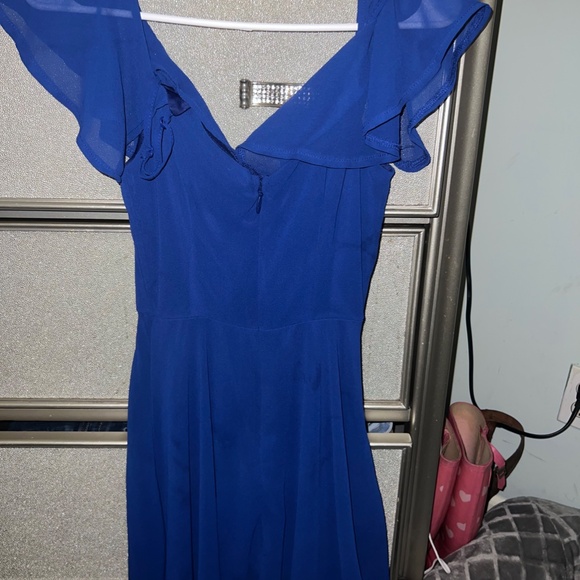 Dress - Picture 3 of 4